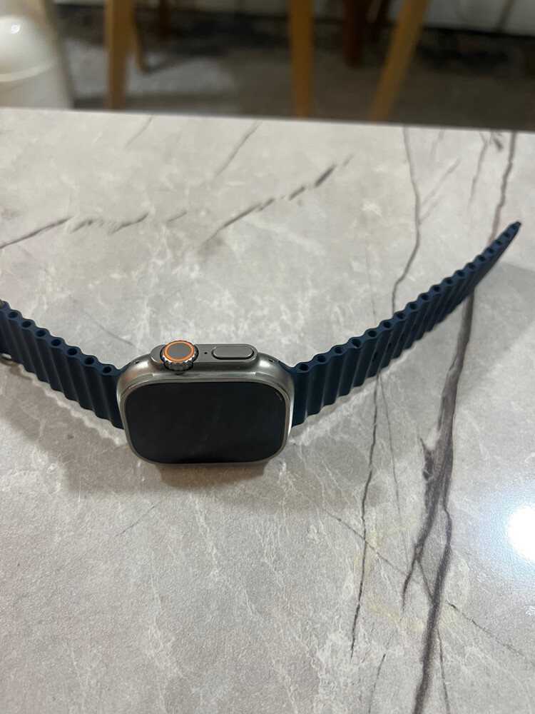Apple Watch Ultra 2 very clean - 2