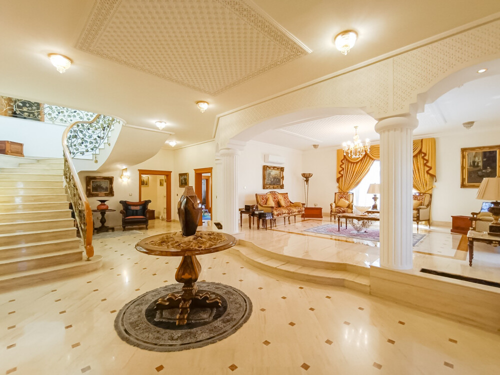 VILLA 5 BHK FOR SALE MAMOURA - 8