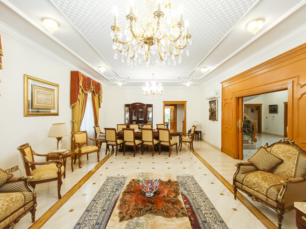 VILLA 5 BHK FOR SALE MAMOURA - 7