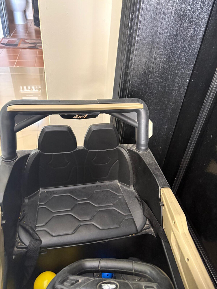 Kids Electric Jeep / Ride-On Car fo - 2
