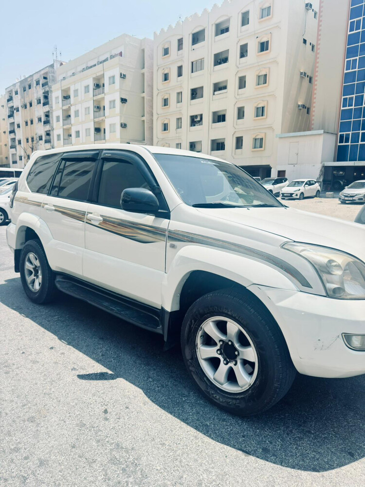 Prado 2006::4cylinders,  - 3