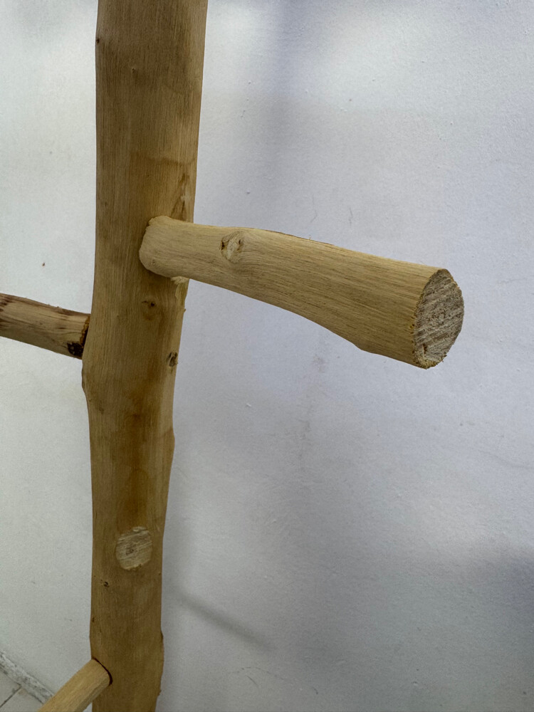 bird training stand - 3
