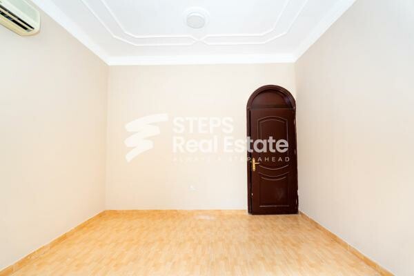 villa with balcony in Al Waab - 3