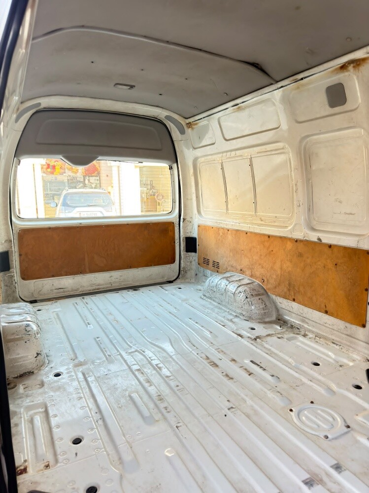 TOYOTA HIACE HIGHROOF - 3