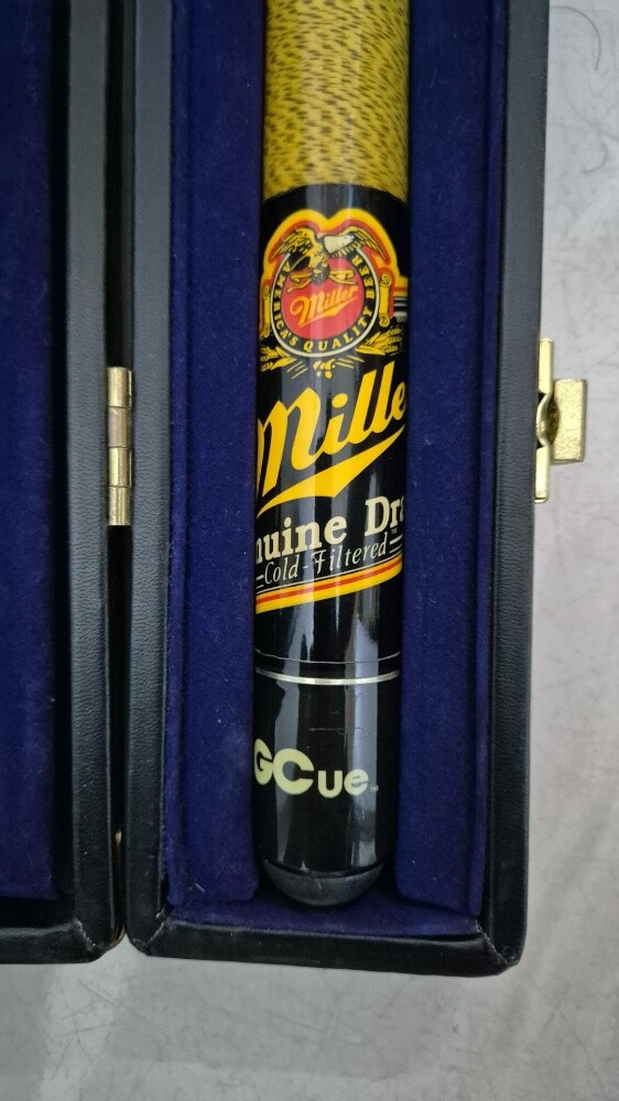 Billiards Cue with box. 3 numbers. - 3