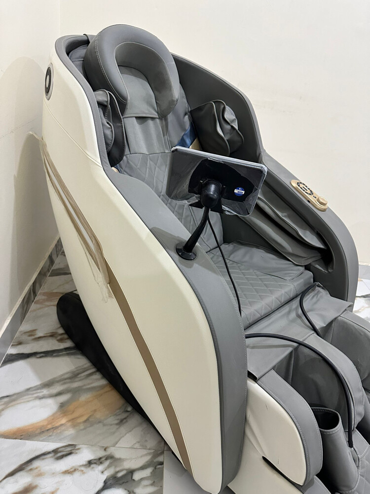 Massage chair  - 2