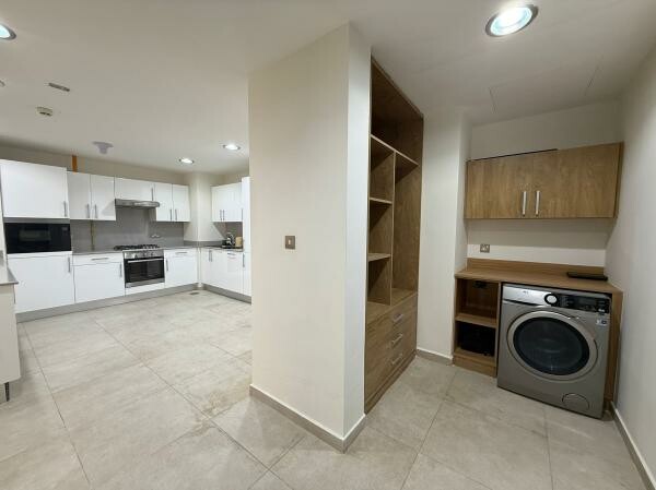 CITY VIEW 1BR WITH BALCONY - 8
