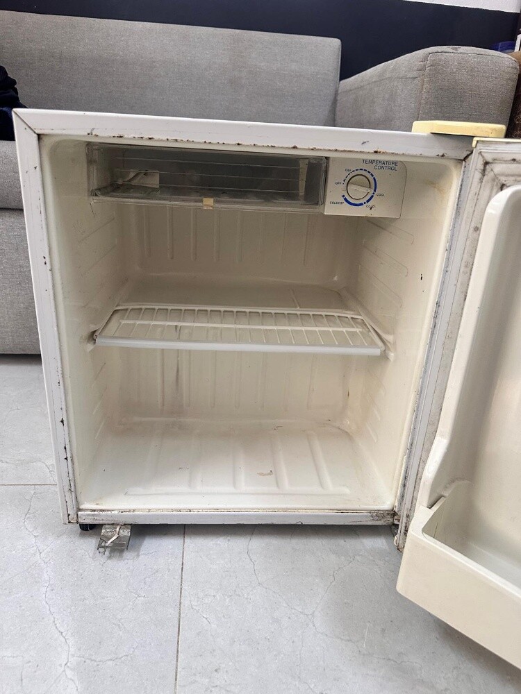 Samsung fridge - 5