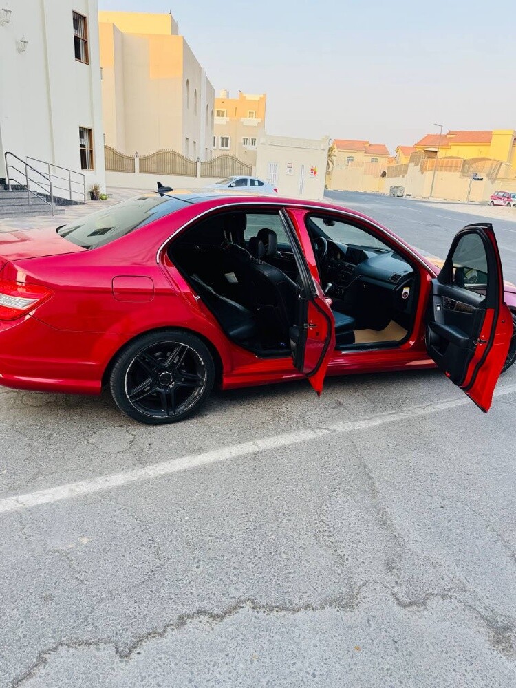 Mercedes Benz c class - 7