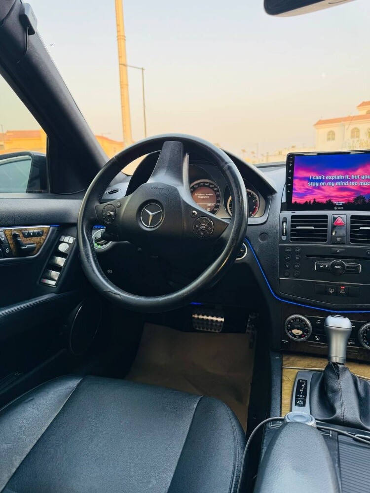 Mercedes Benz c class - 9