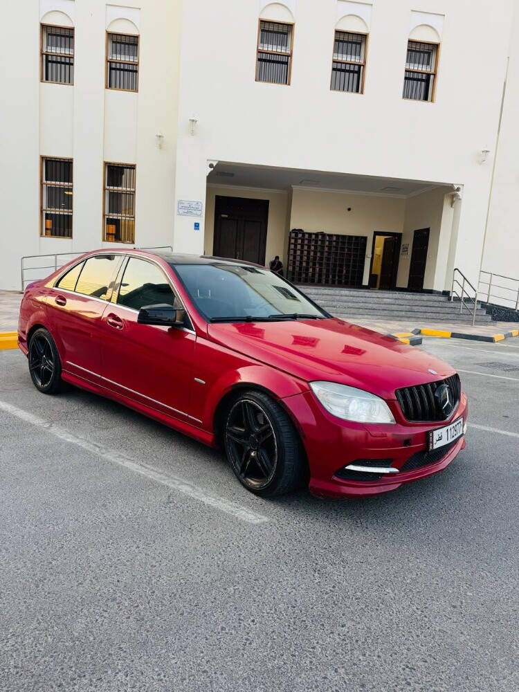Mercedes Benz c class - 4