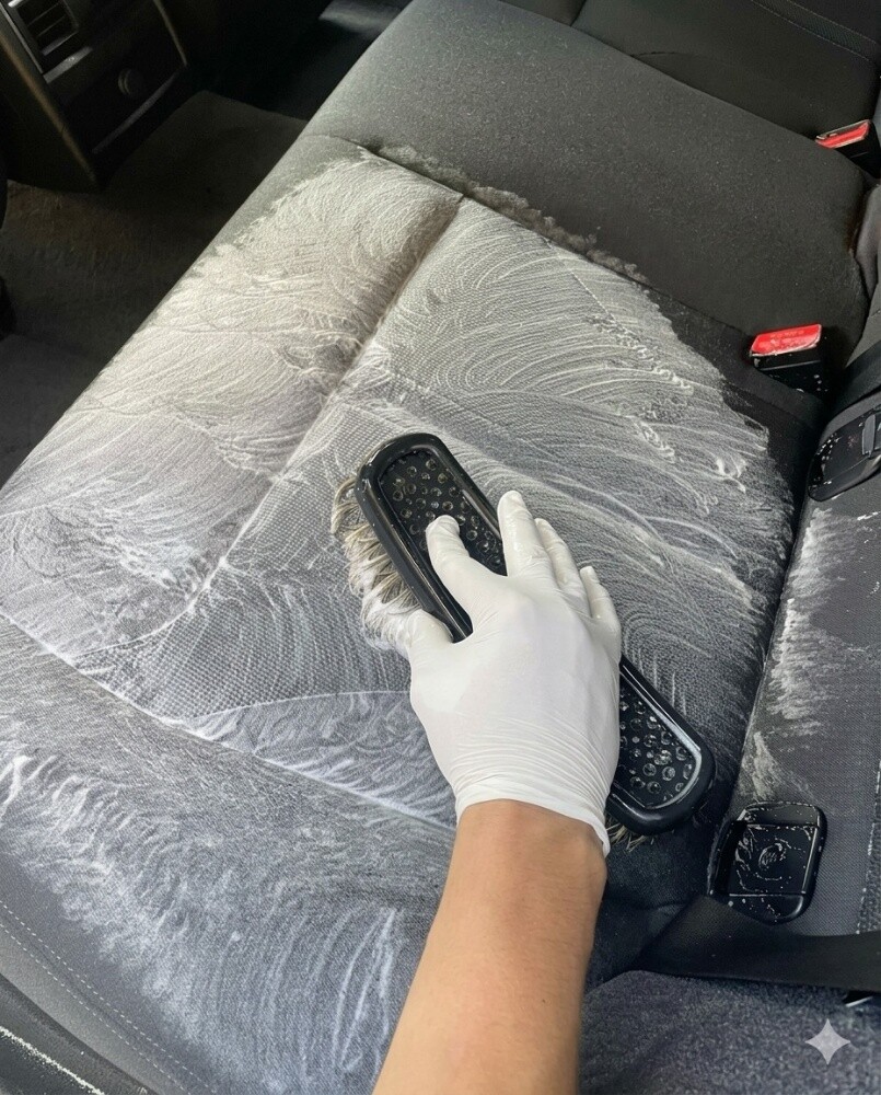 Car interior deep cleaning at home - 2