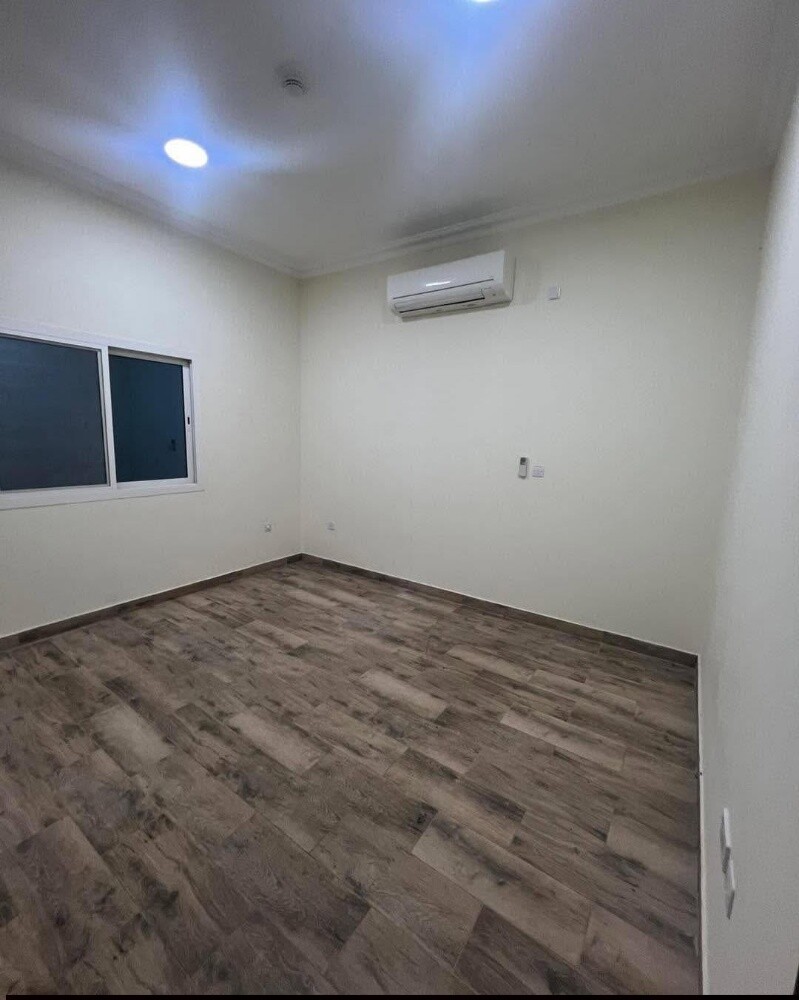 لأعمال الطلاء، اتصل بالرقم 711531 - 2