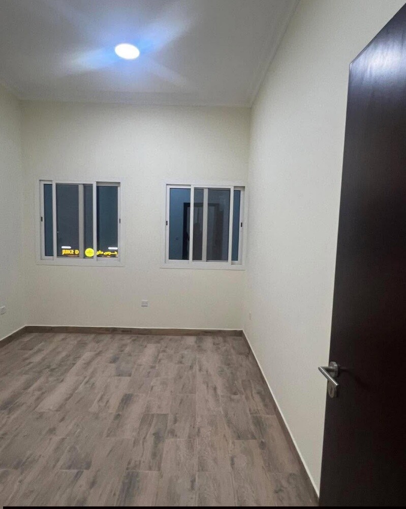 لأعمال الطلاء، اتصل بالرقم 711531 - 5