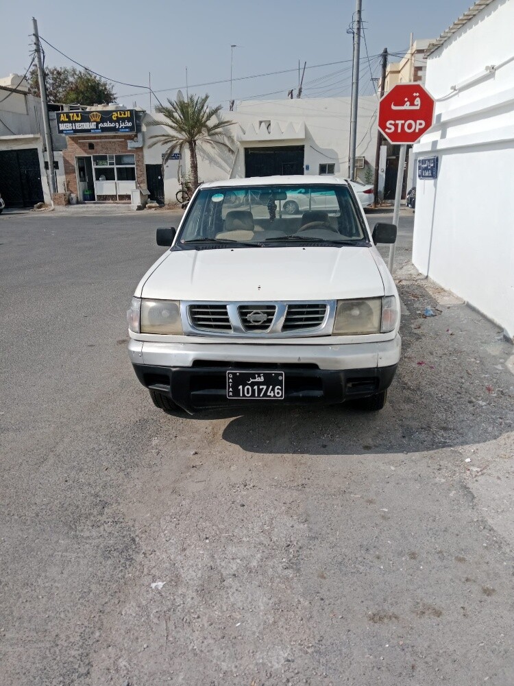 نيسان بيك أب - 3