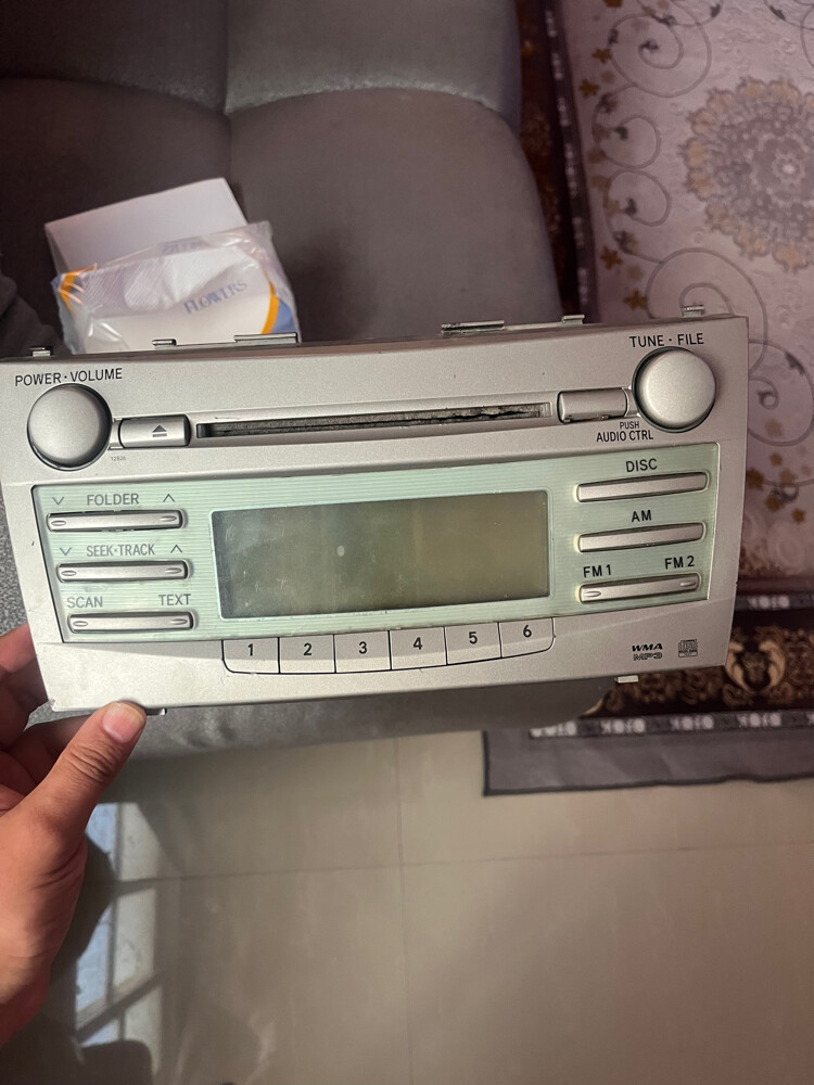 CAMRY RADIO ORIGINAL - 1