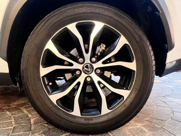 Lexus NX 200T - 4