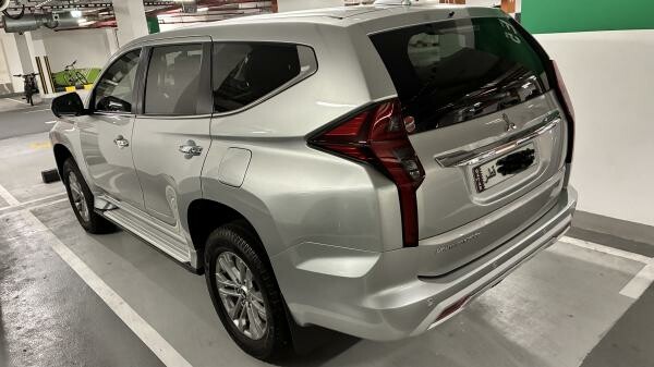 Mitsubishi Montero Sport GLS 4WD - 3