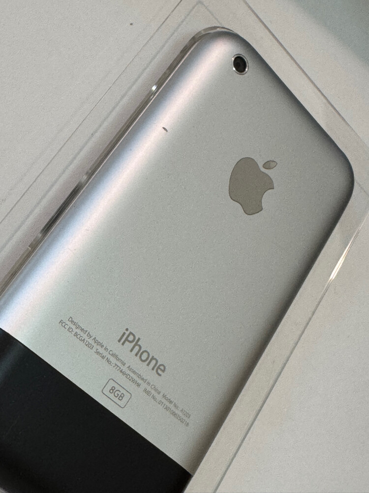 iPhone EDGE - iPhone 2G - 1st_gen. - 6