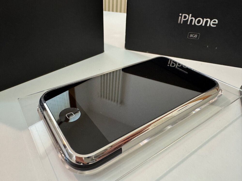 iPhone EDGE - iPhone 2G - 1st_gen. - 2