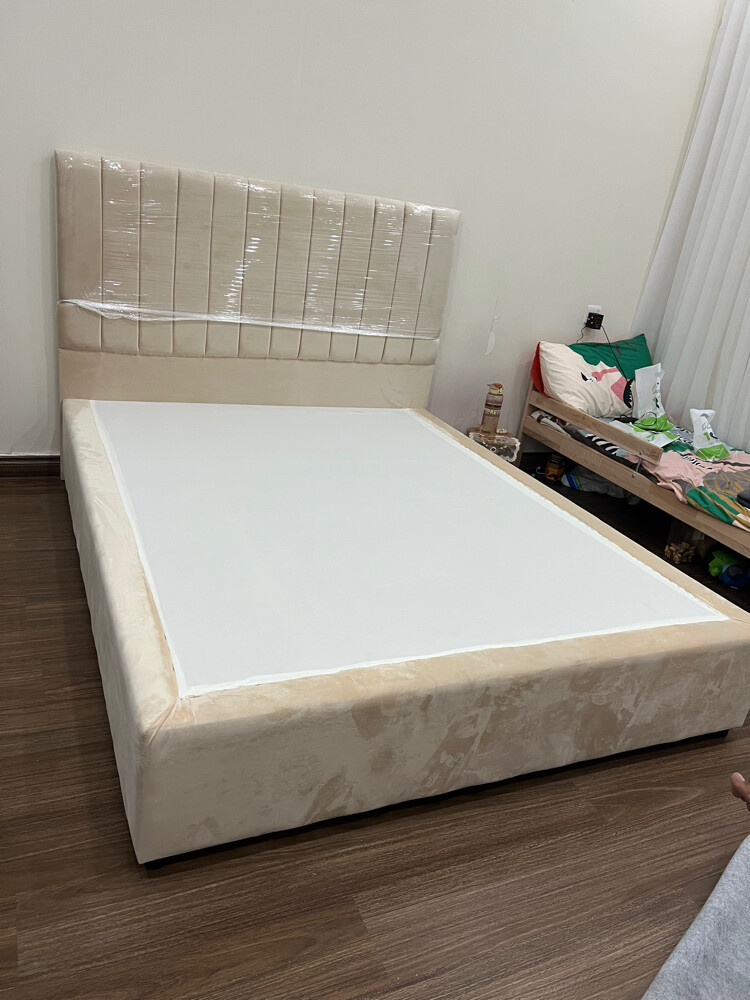 Online furniture 30408640 - 12