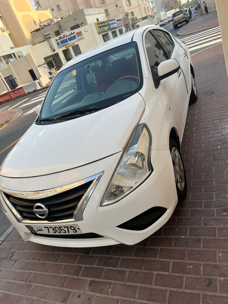 Nissan sunny 2016 - 2