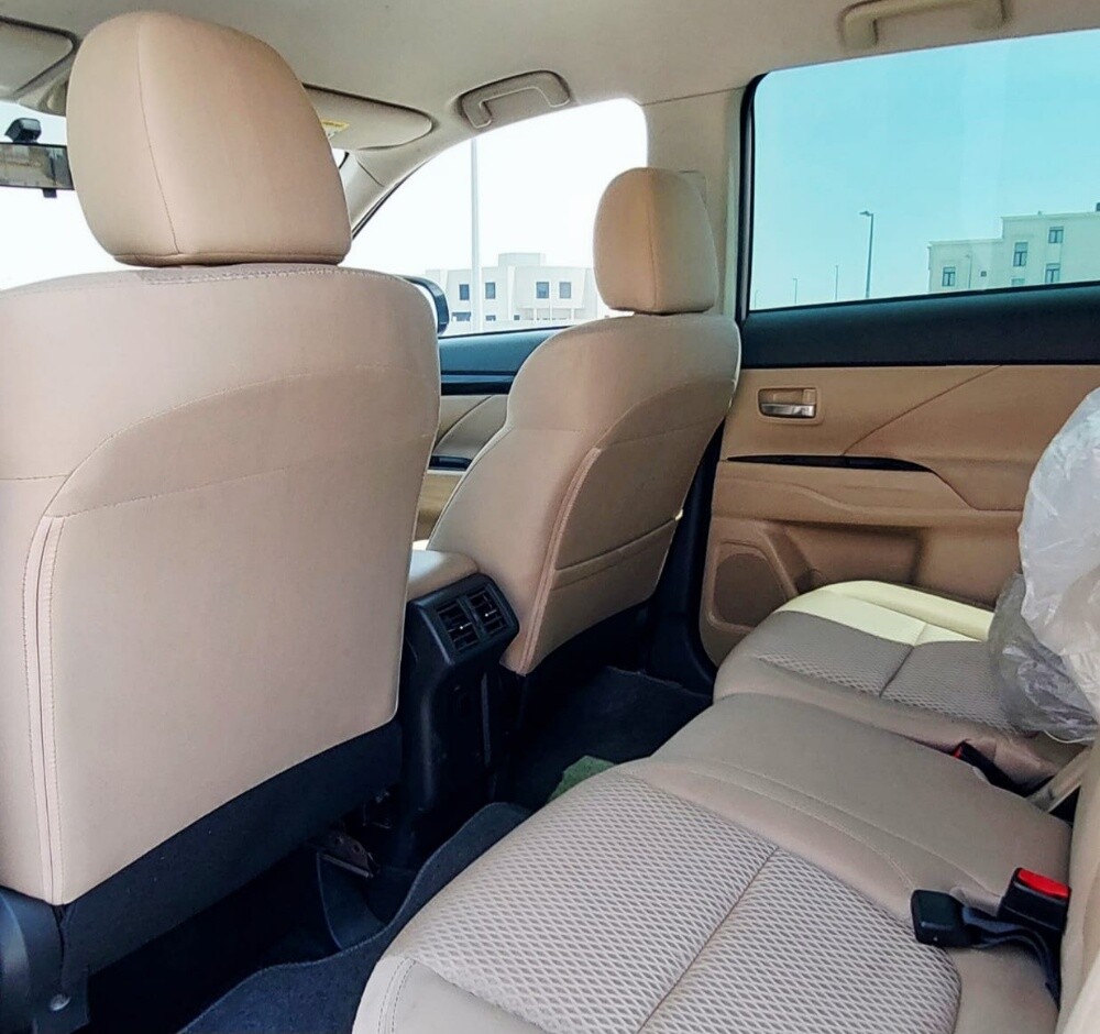 MITSUBISHI OUTLANDER - 12