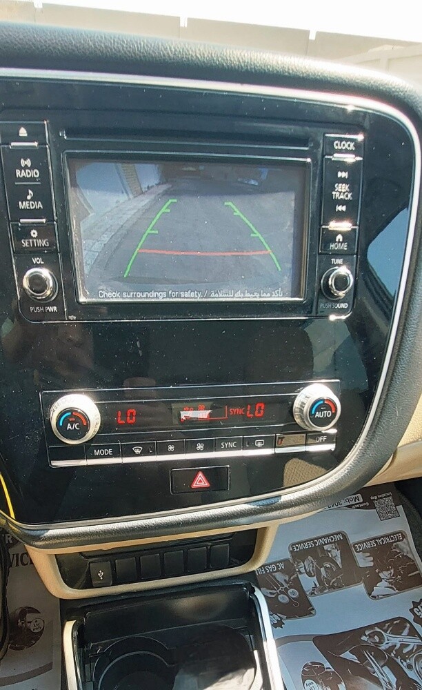MITSUBISHI OUTLANDER - 14