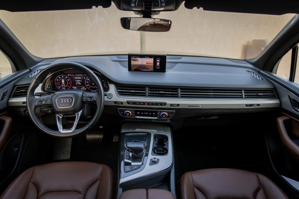 Audi Q7 S LINE - 5