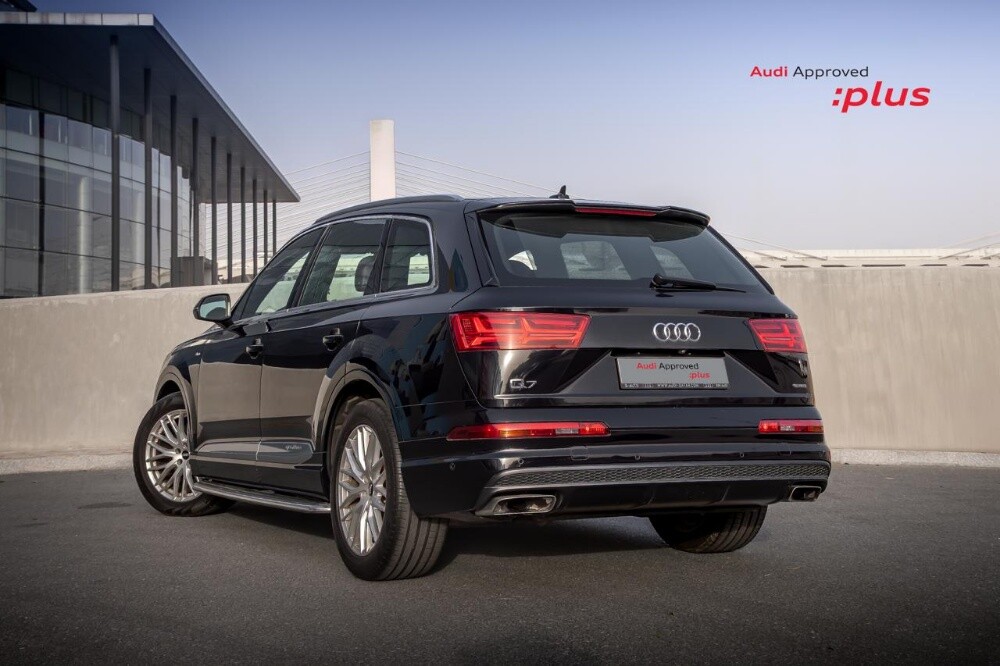 Audi Q7 S LINE - 3