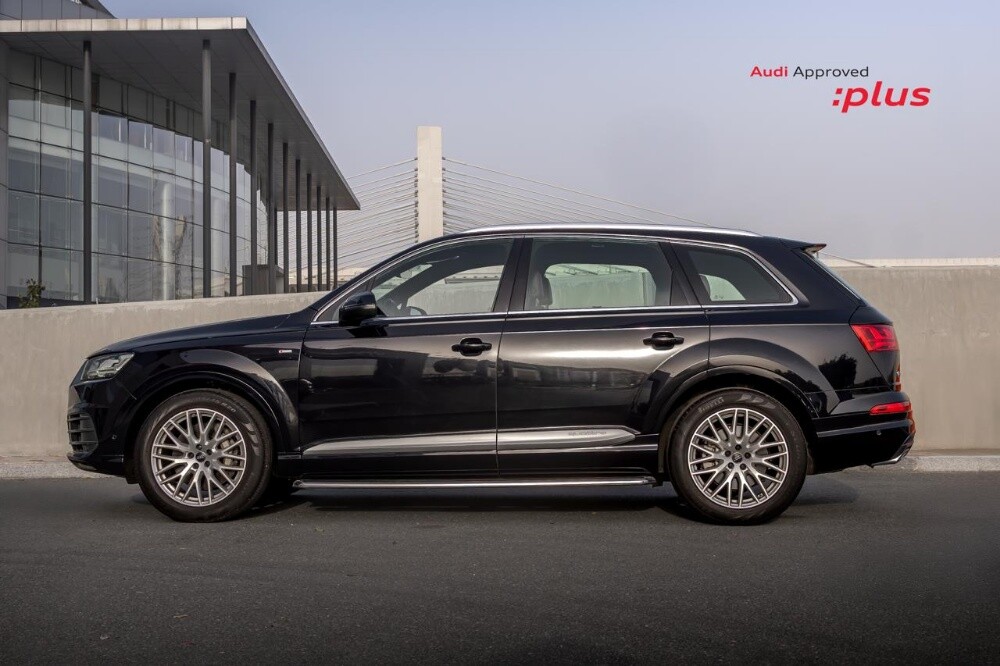 Audi Q7 S LINE - 2