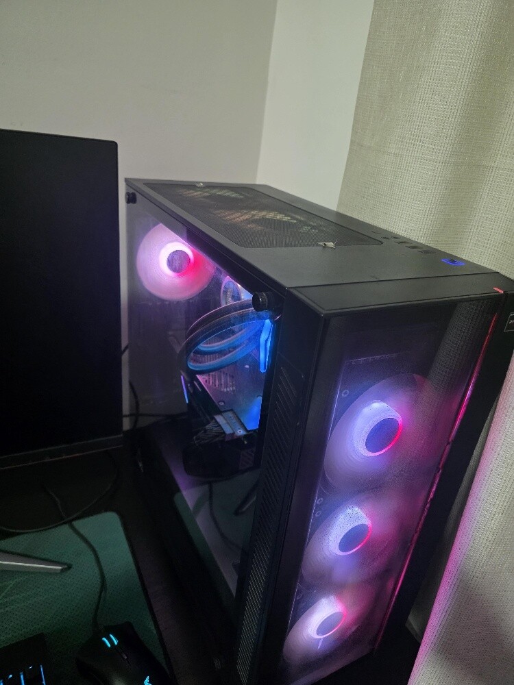 Complete Gaming PC Setup | Ryzen 7 - 4