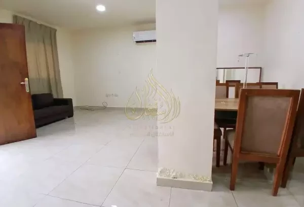 Furnished Villa in Abu Hamour - 13