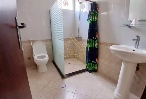 Furnished Villa in Abu Hamour - 11