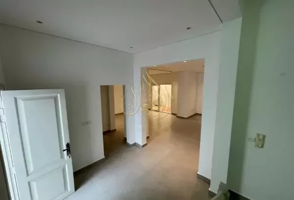 Family Villa in Ain Khaled - 8