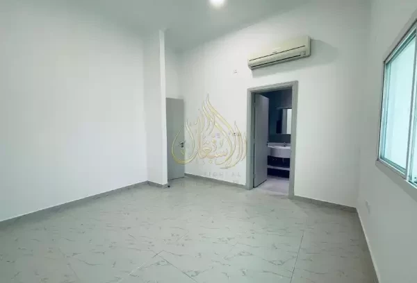 Family Villa in Ain Khaled - 4