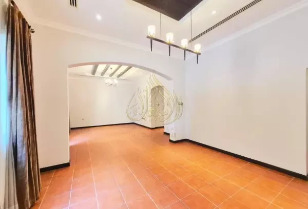 Elegant Villa in Al Hilal - 7