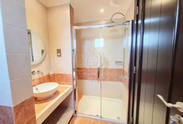 Elegant Villa in Al Hilal - 3