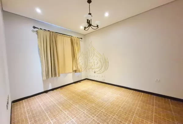 Elegant Villa in Al Hilal - 12