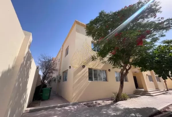 Spacious Villa in Al Wukair - 13