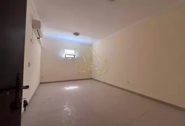 Spacious Villa in Al Wukair - 2