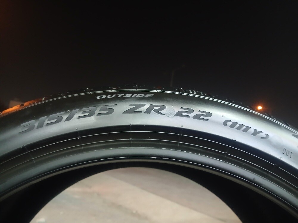 315/35/ZR22.Pirelli Pzero - 5