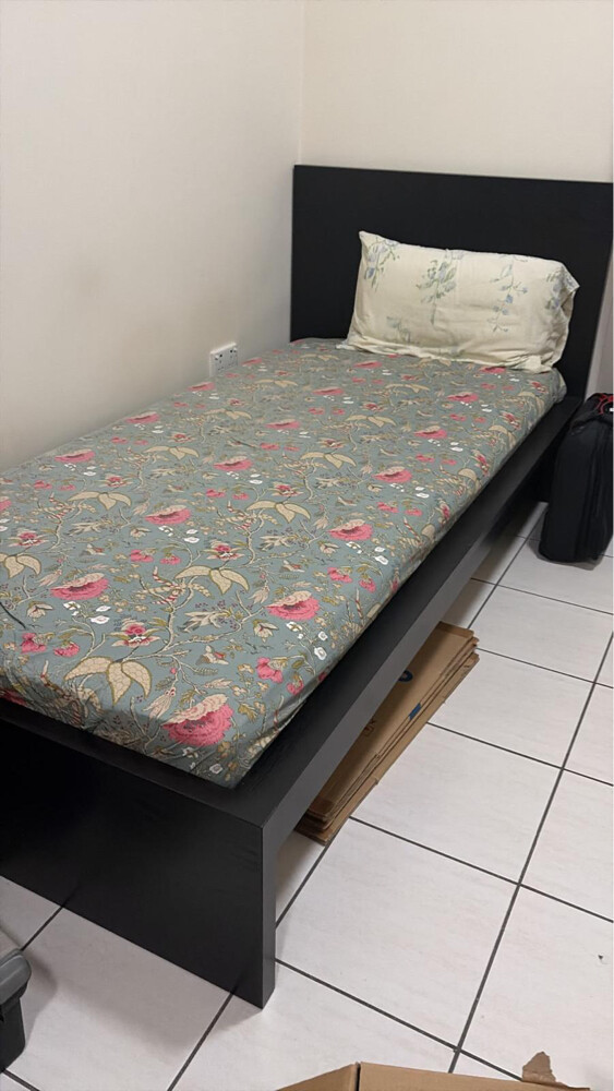 Single bed, moving out sale!!! - 1