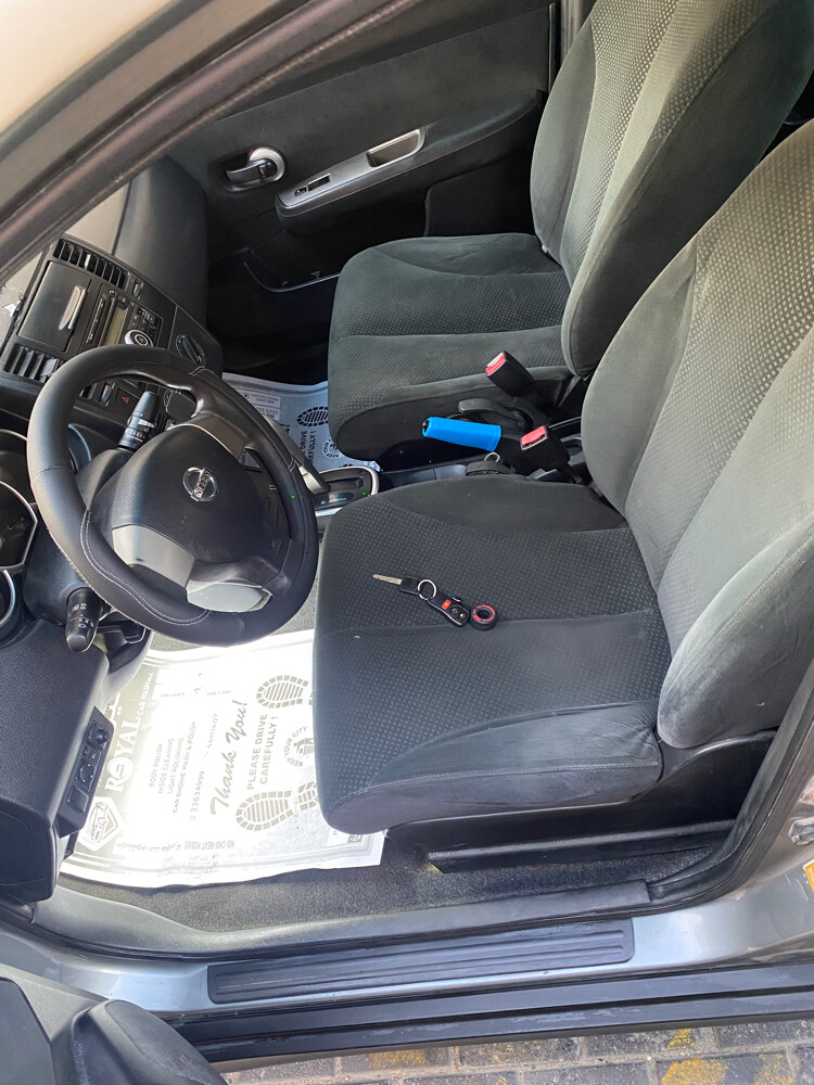 NISSAN TIIDA - 4