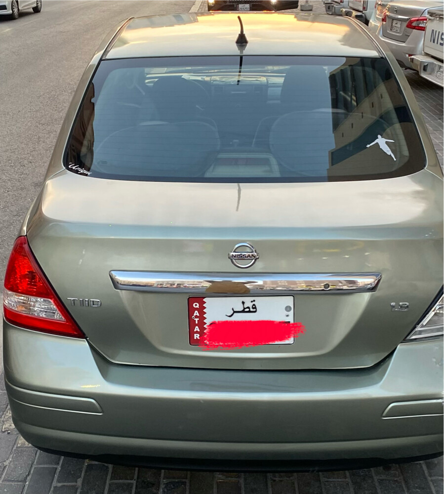 NISSAN TIIDA - 5