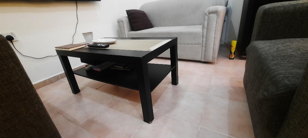 Seating set with table - 4