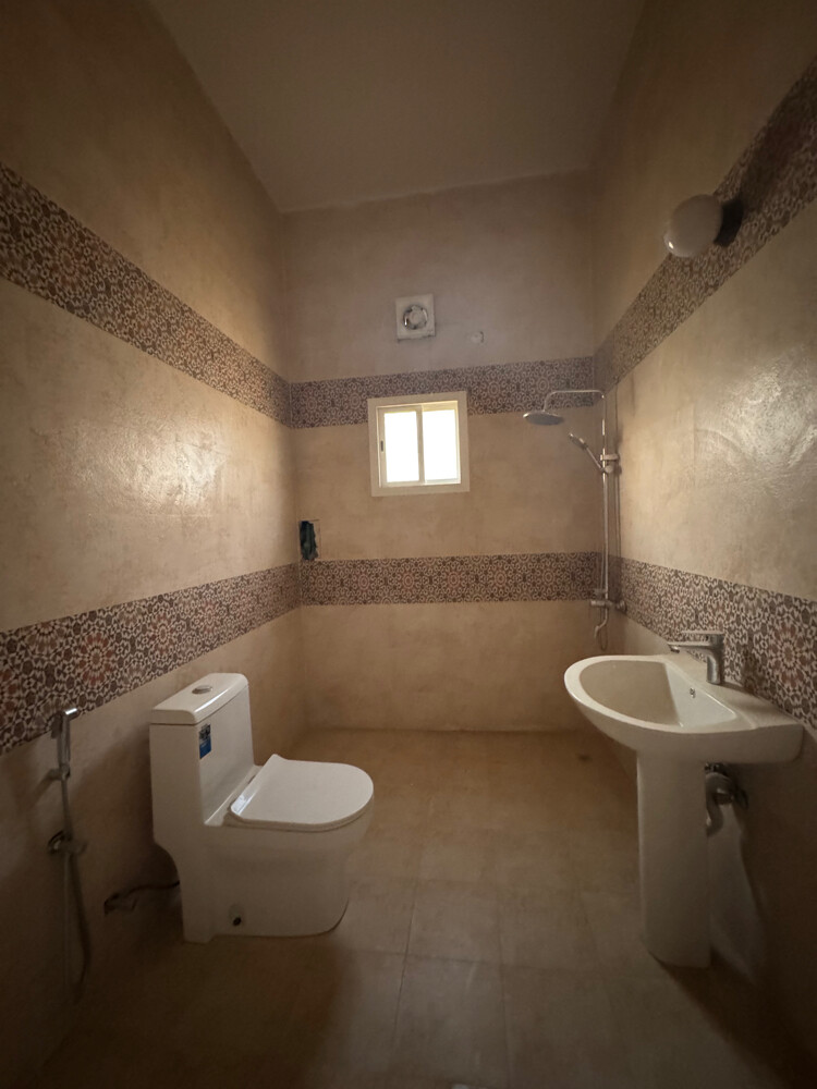 للبيع فيلا في الدفنه - 30
