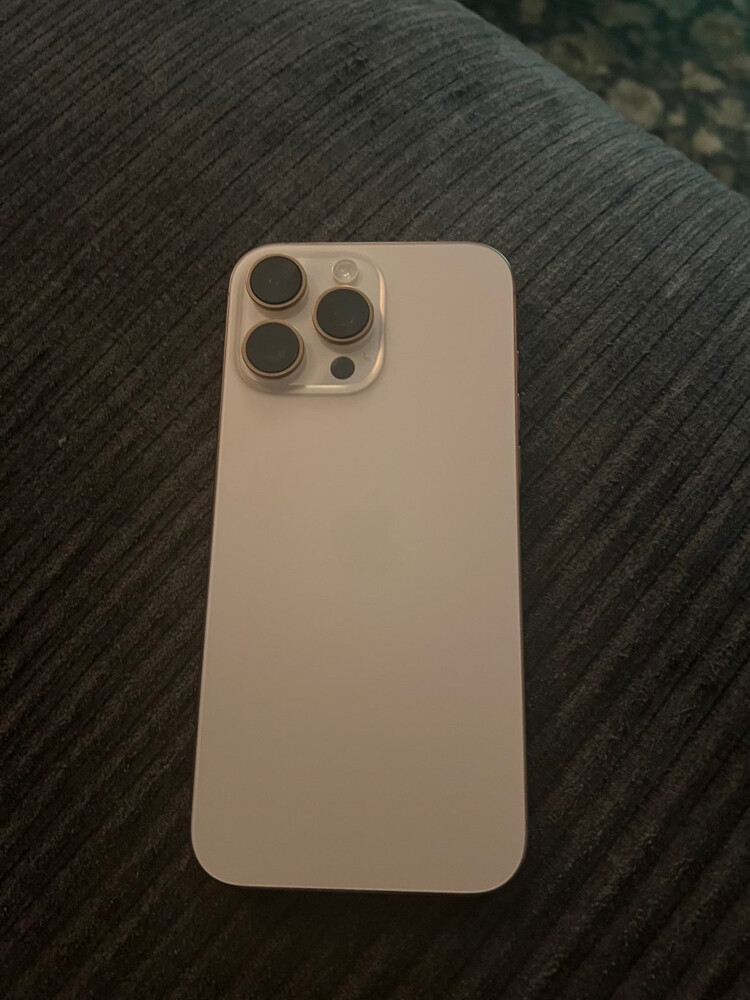 iPhone 16 pro max  - 3