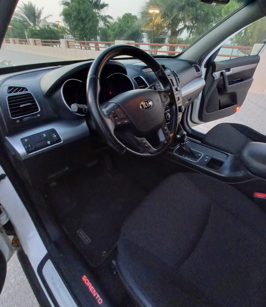 Family car low mileage - 1