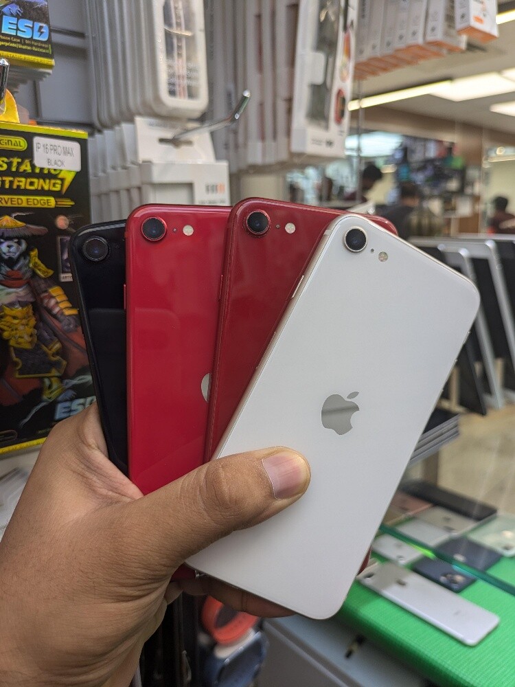 Apple iPhone SE 2020 64GB - 3